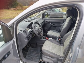 Volkswagen Caddy 1.6 TDi 75kw po servisu z.pneu TZ - 9