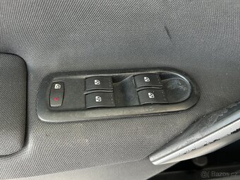 Renault Mégane 2006 1.9 DCi,KLIMATIZACE,SERVISKA - 9