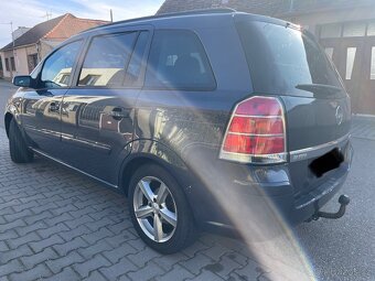 Opel Zafira B 2.2i benzín, 110kW - 9