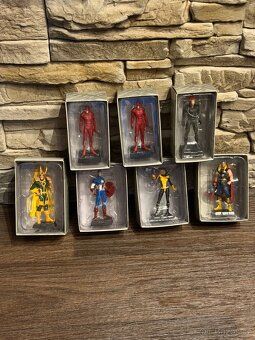 Velký výprodej figurek - 9