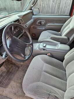 Chevrolet Suburban K1500 4x4 - 9