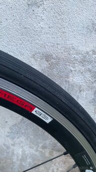 Celokarbonové silniční kolo Fondriest - 9