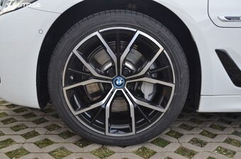 BMW Řada 5, 530e/xDrive/H&K/Skladem - 9