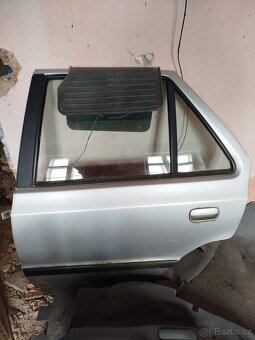 Škoda Felicie dveře + Central se zrcátky v elektrice - 9