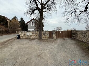 Prodej rodinného domu na pozemku 10 057 m2 Vysoký Újezd - Be - 9