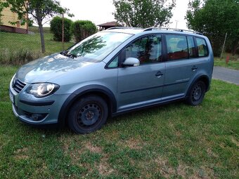 Vw Touran Cross - 9