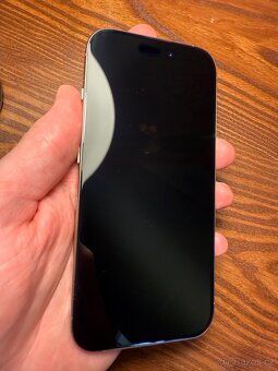 iPhone 16 Pro 128GB zlatý - 9