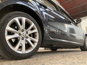 Škoda Superb FL 2.0 Tdi 125 KW DSG 9/2014 202tkm EXCLUSIVE - 9