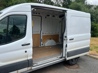 Ford Transit 2.0TDCi 96kW 2x šoupačky - 9