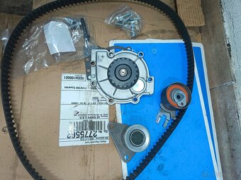 Volvo s40 2.5t 162kw - 9