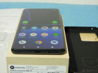 Motorola EDGE 40 5G 8GB/256GB černá Komplet Záruka - 9