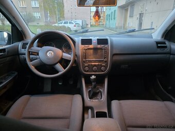 Volkswagen Golf 5 1.9 TDI-77Kw - 9
