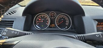 Opel Astra combi 1.8 16V - 9