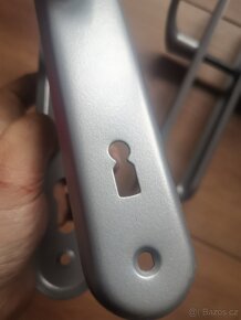 4ks nové stříbrné kliky/ cena za vše - 9