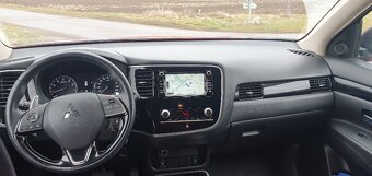 Mitsubishi Outlander 2.0 - 9