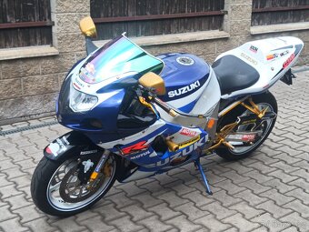 Suzuki GSX-R 600 r.v.2002 - 9