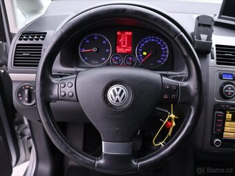 Volkswagen Touran 2,0 TDI 125kW DSG 7-Míst Navi (2009) - 9