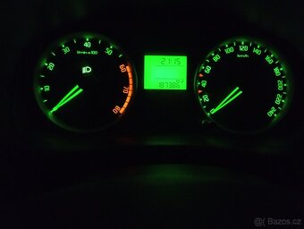 Fabia 2 dnes nová STK perfektní výbava malá spotřeba - 9