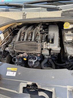 Rezervováno Prodám Citroen C-Elysee 1.2 vtiRezer - 9