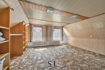 Prodej rodinného domu v centru města Kamenický Šenov - 9