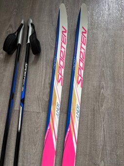 Běžky Sporten 150cm, boty EUR35, hůlky 110cm - 9