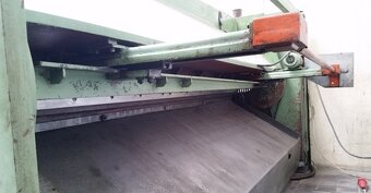 Nůžky tabulové NTE 2500/4 B - 9