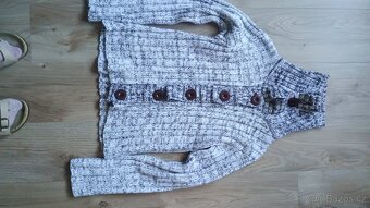 Dívčí oblečení 21 ks - 9