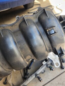 Hlava 1.6 75kw vacka ventilove viko vstriky - 9