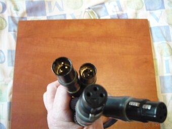 CDp ELECTROCOMPANIET , ,Purist Audio Design kábel 1m XLR - 9
