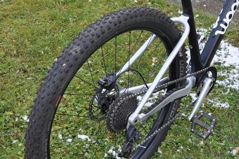 Woom 6 OFF Black 26" dětské kolo s teleskopickou sedlovkou - 9