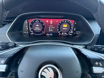 Škoda OCTAVIA IV 1.5 TSi SELECTION LED KAMERA 2025 ZÁRUKA - 9