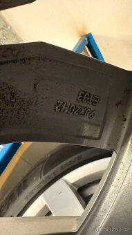Alu kola VW Tuareg 8J x 18 + letní pneu 285/40R20 - 9