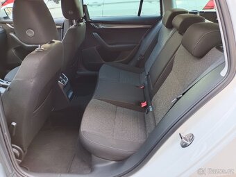 Škoda Octavia 3 Combi 2.0TDI 110kW DSG Full LED ACC Keyless - 9