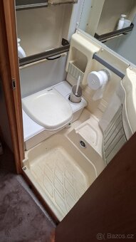 Karavan Knaus palandy - 9