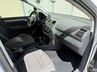 Volkswagen Touran, 2.0TDI, 125kw L+Z pneu - 9
