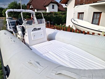 RIB 5,5m ALSON (nové tuby) + SUZUKI 90 EFI a vlek - 9