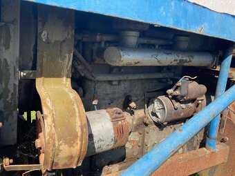 Traktor Zetor 25 - 9