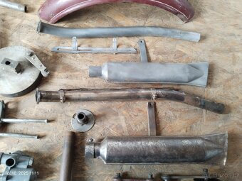 Jawa Villiers, speciál, robot - díly - 9