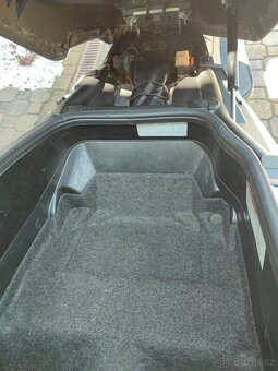 Suzuki Burgman 650 Executive - 9