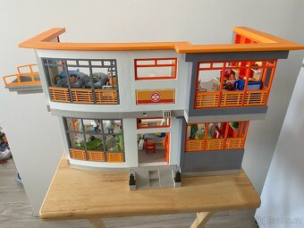 PLAYMOBIL - NEMOCNICE - 9