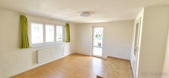 Prodej rodinného domu 4+kk se zahradou, Praha 4 - Modřany - 9