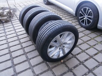 LETNÍ ALU KOLA 5 X 112 ŠKODA SUPERB ORIG. 215 55 17 - 9