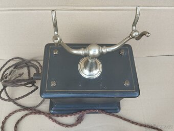 Historicky telefon na kliku cca 1920-1930 - 9