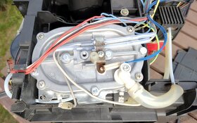 DeLonghi Magnifica 3200S Stříbr.-plnoautomat. Sleva 2900Kč - 9