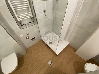 Rekostruovaný byt 3+kk 71 m², Praha - Vinohrady, ev.č. 01134 - 9