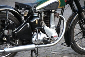 BSA B31 OHV 350ccm - rok 1952 s Doklady - 9