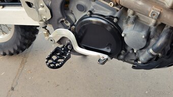 Suzuki DRZ 400 S / DR-Z400s - 9