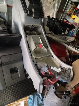 Prodej dílů Ford S Max - 9
