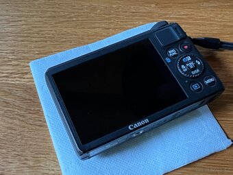 Canon PowerShot S100 - 9