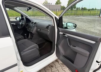 Volkswagen Touran 1.6 TDI DPF BlueMot Comfortline - 9